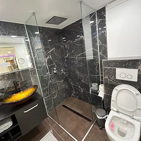 Traumwohnung 3 Zi Im Gruenen Retro Terrasse, Garten, Grill, Wifi *