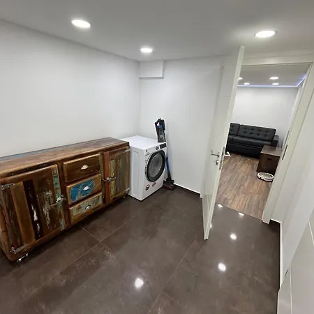 Traumwohnung 3 Zi Im Gruenen Retro Terrasse, Garten, Grill, Wifi *