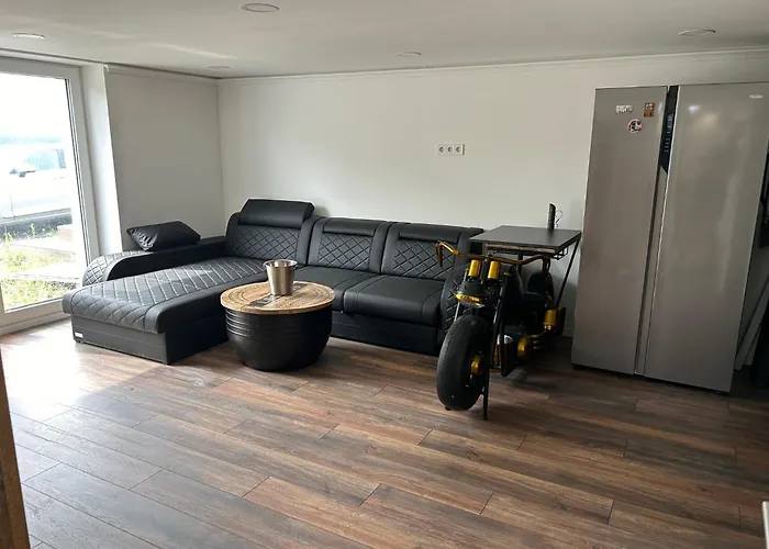 Traumwohnung 3 Zi Im Gruenen Retro Terrasse, Garten, Grill, Wifi