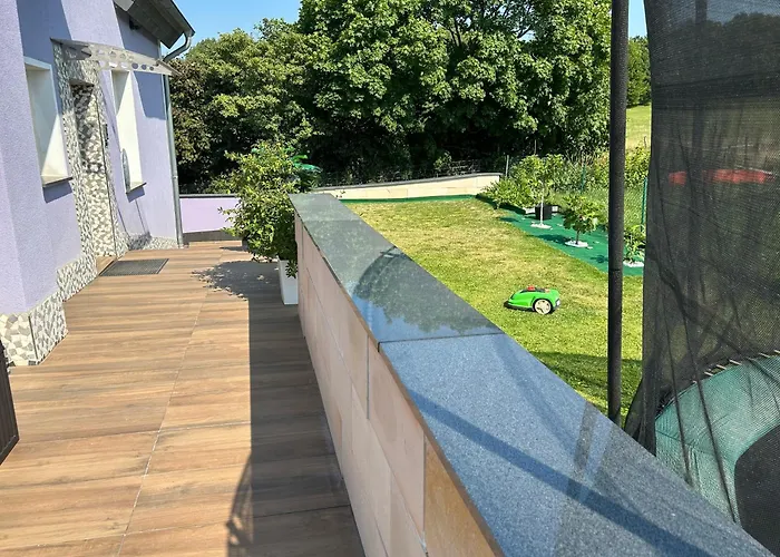 Traumwohnung 3 Zi Im Gruenen Retro Terrasse, Garten, Grill, Wifi *